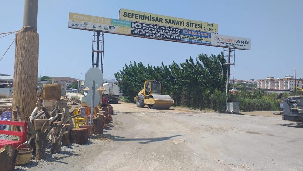 Sanayi Sitesi Girişi Sorununa Ahmet Aydın El Attı 1 20200810 131247 scaled e1597071766311