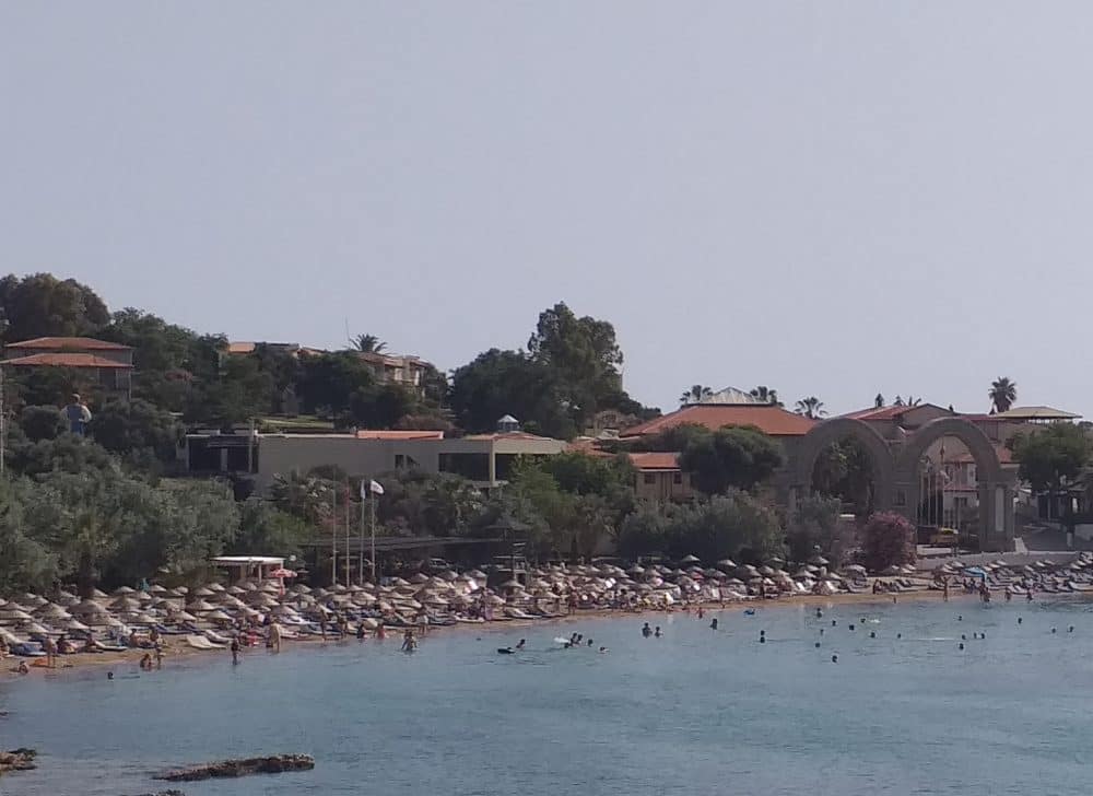 Plajlar Hafta İçi Bile Dolu 1 20200611 141302 e1591874260881