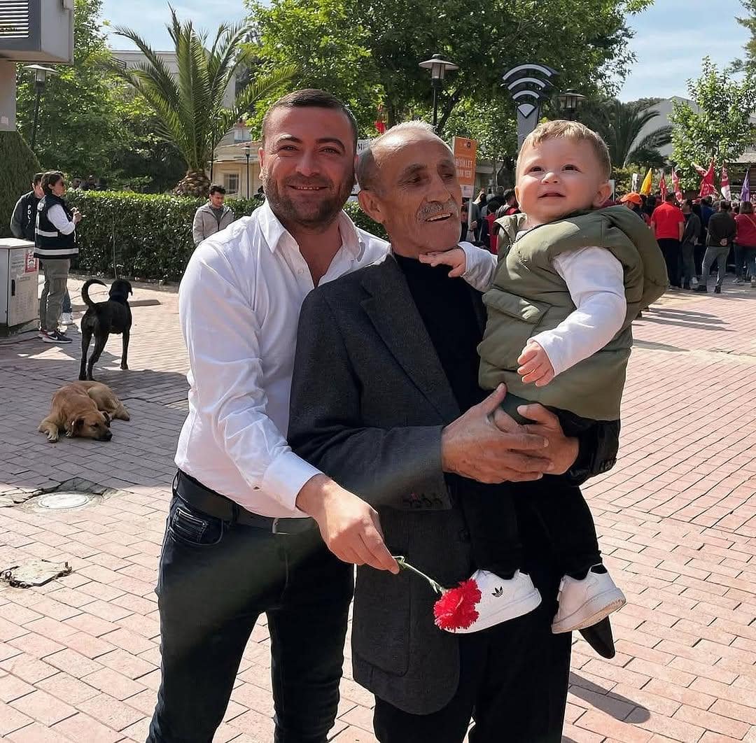 Seferihisar Belediye Başkan Yardımcısı Gökhan Pehlivan’ın Acı Günü 1 IMG 20250320 WA0018