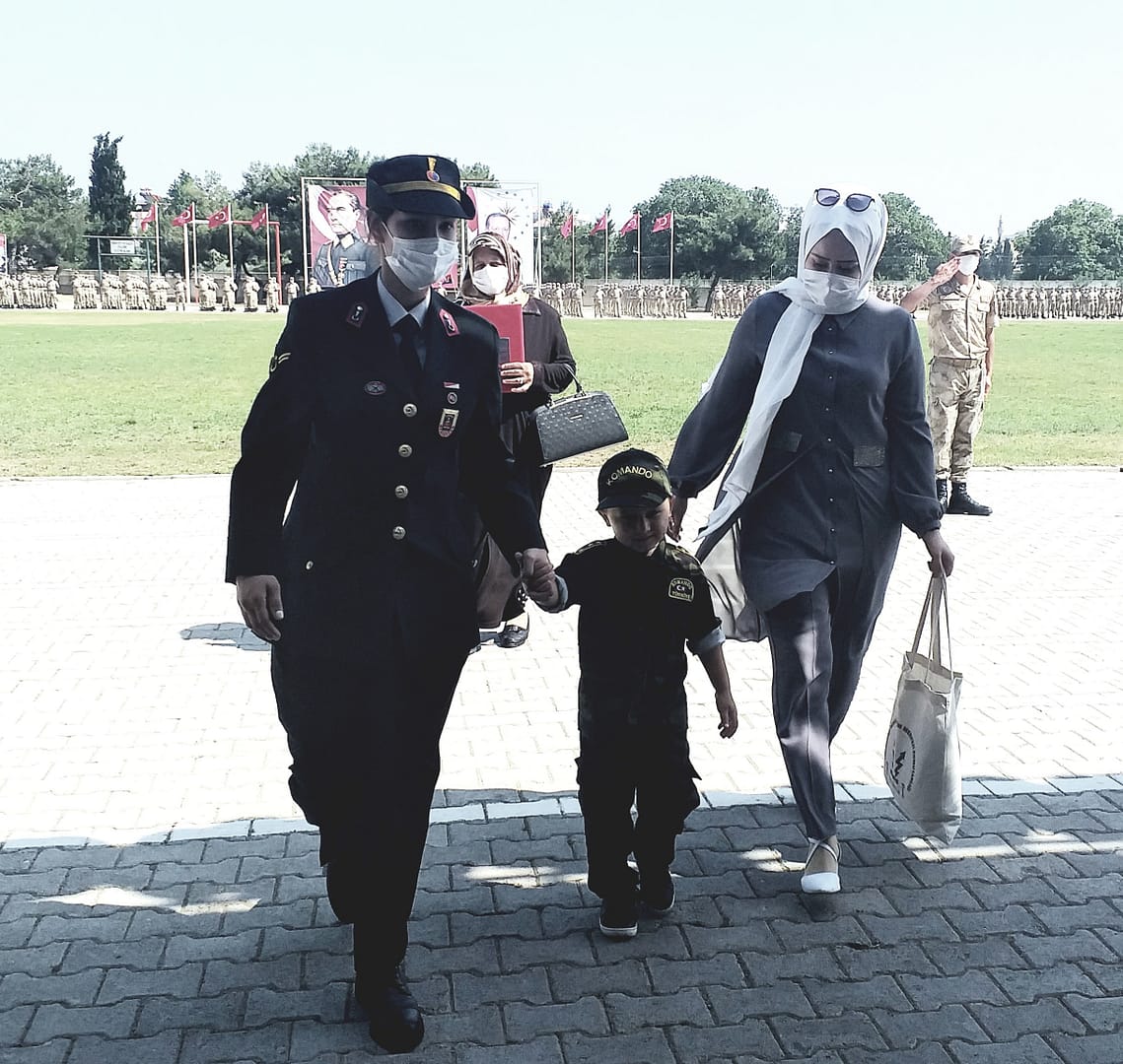 Seferihisar Jandarma Muharebe Eğitim Komutanlığı 4.Dönem Uzman Erbaşlarını Mezun Etti 2 20210529 010930