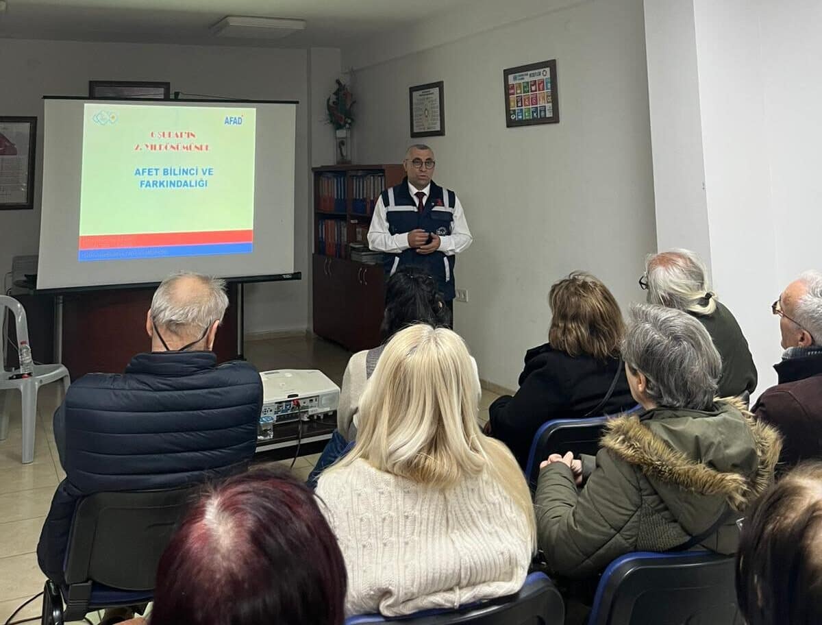 Seferihisar’da Afet Bilgilendirme Eğitimi gerçekleştirildi 1 IMG 20250212 WA0009 e1739425983227