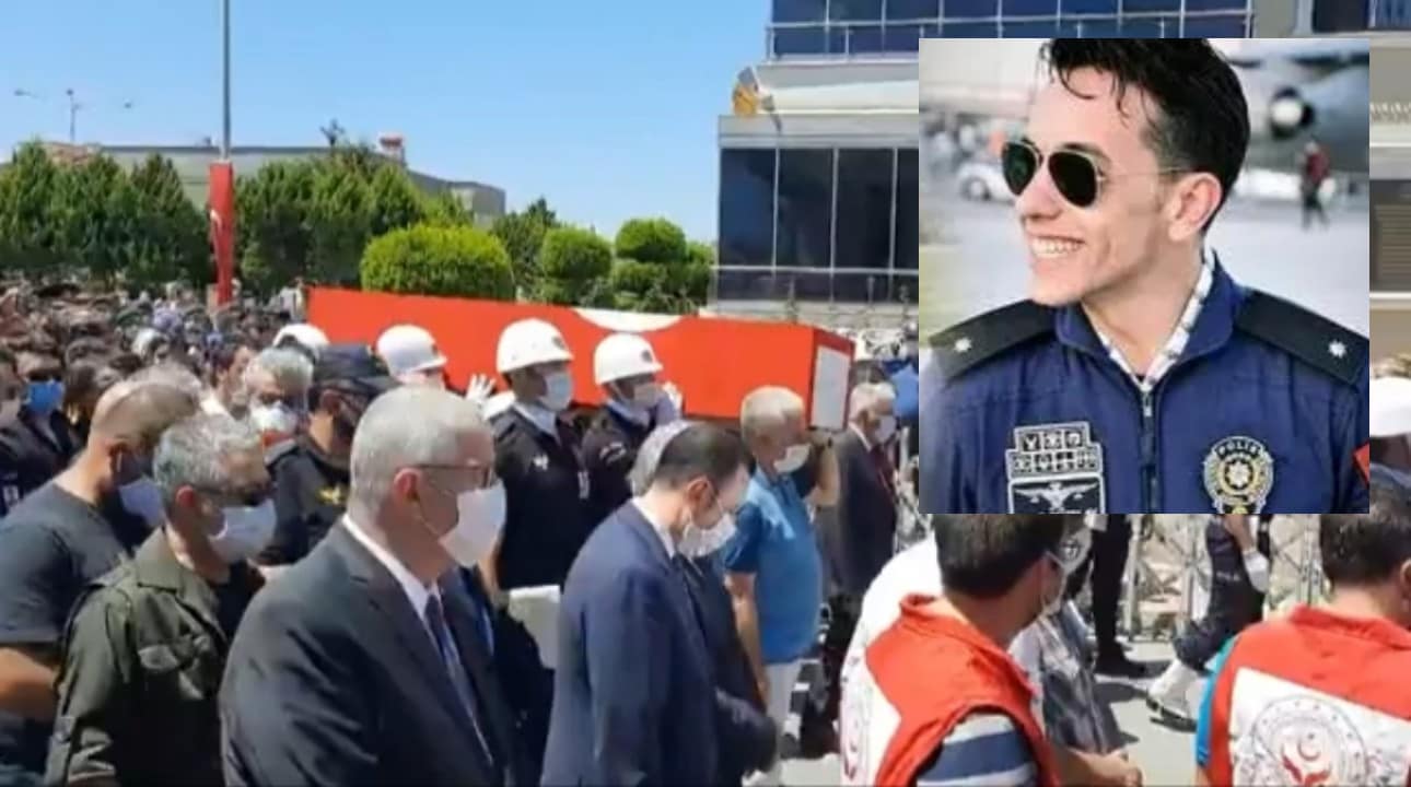 İzmir Şehidini Uğurladı 1 PicsArt 07 17 09.36.10