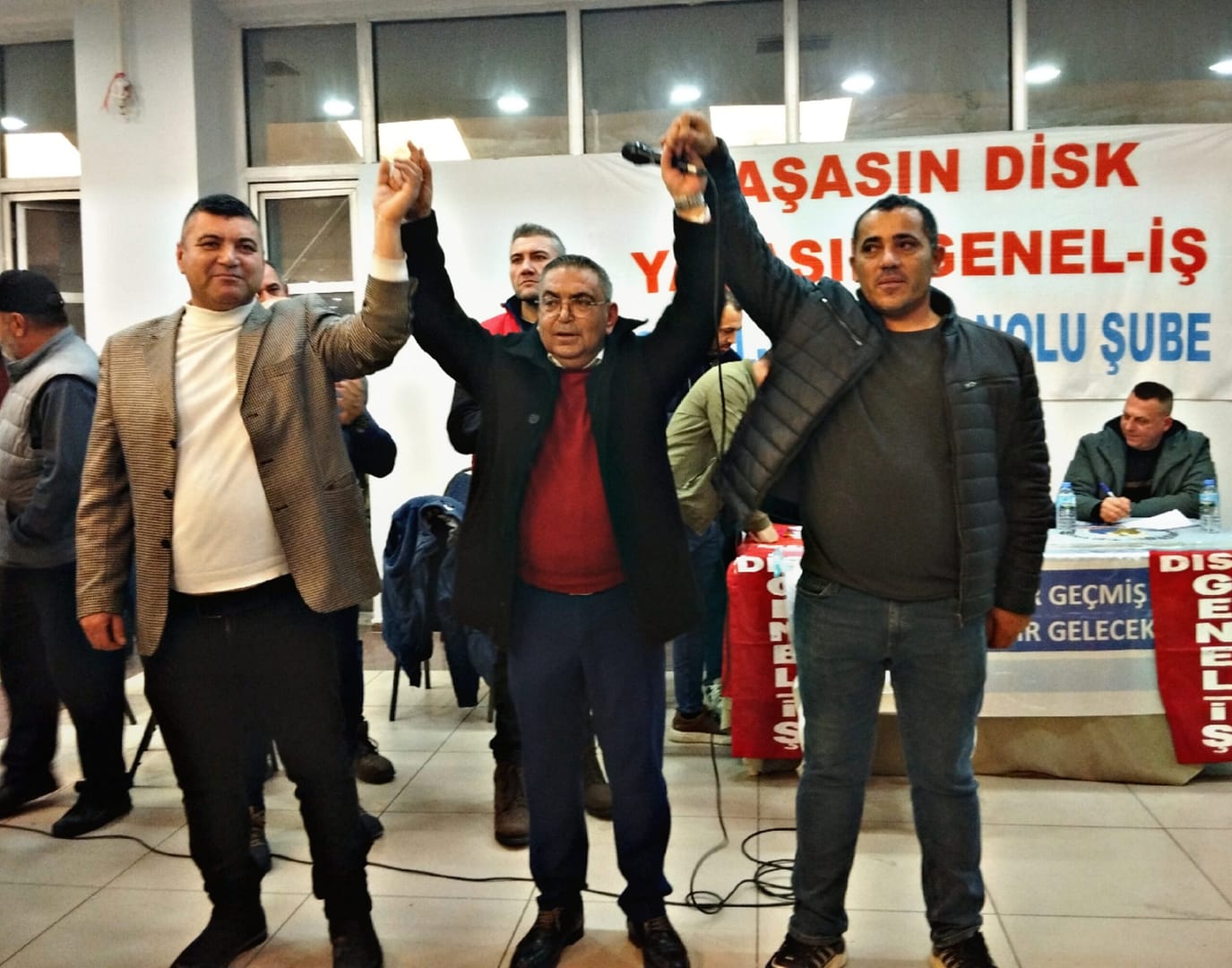 Belediye İşçileri Sendika Temsilcilerini seçti 1 Picsart 25 01 17 23 10 23 881 scaled