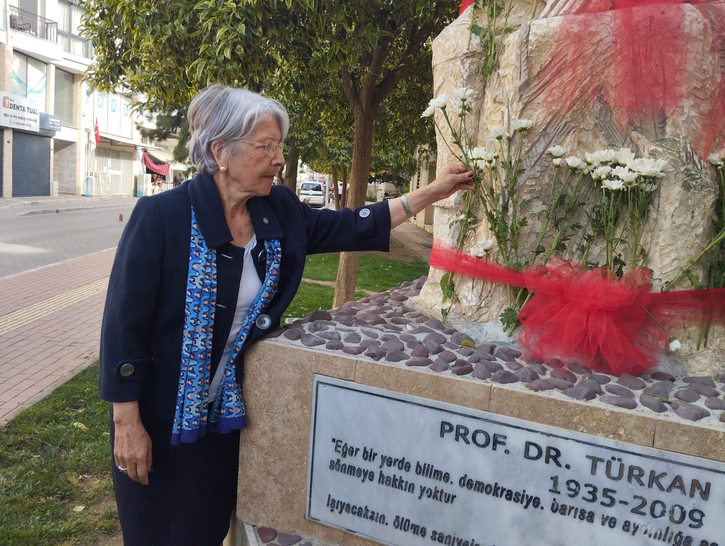 ÇYDD’nin unutulmaz başkanı Prof.Dr.Türkan Saylan, Seferihisar'da anıldı 1 IMG 20240518 181014 scaled