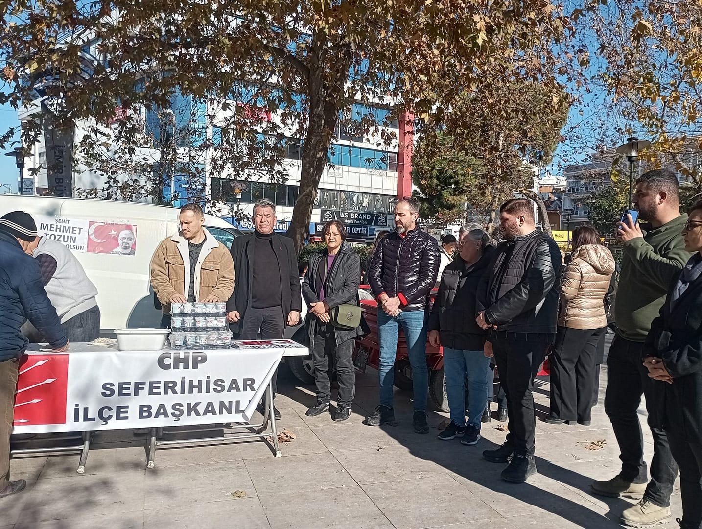 CHP Seferihisar İlçe Başkanlığı'ndan Şehit Polis Mehmet Tozun İçin Hayır Etkinliği Yapıldı 1 IMG 20241216 125349 scaled
