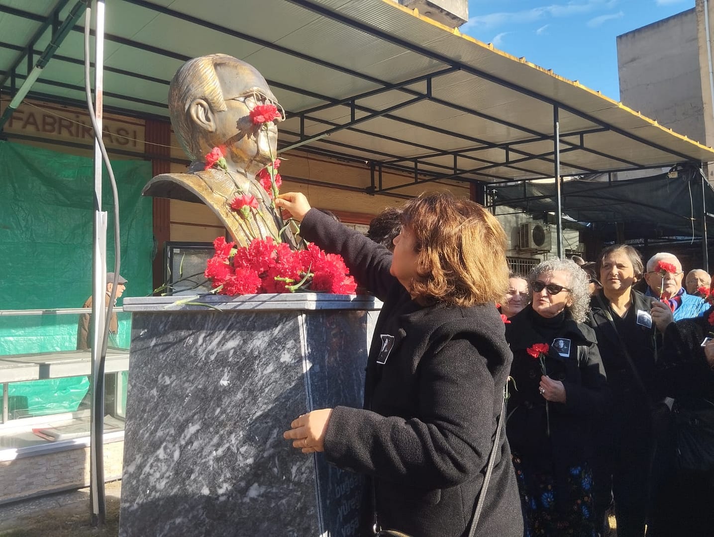 Seferihisar’da Uğur Mumcu, Vefatının 32. Yıl Dönümünde Anıldı 3 IMG 20250124 WA0019