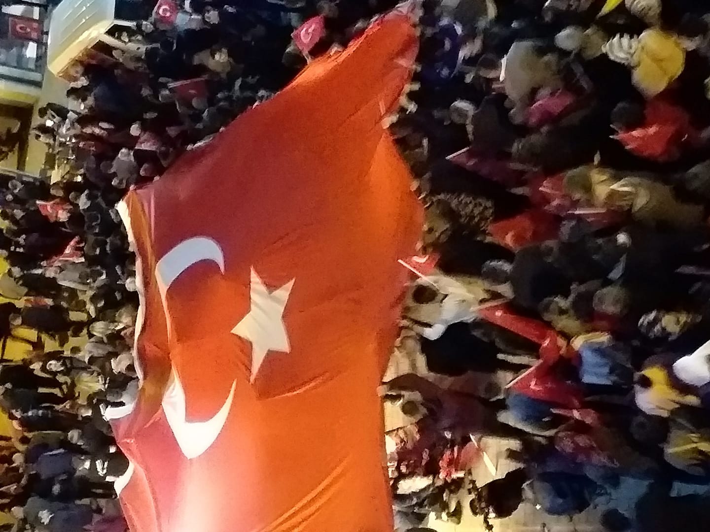 Şehitleri anma yürüyüşüne gölge düstü 1 20190318 202428