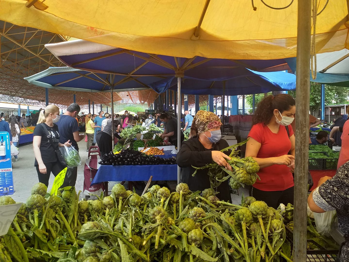 Pazarda Fiyatlar Cep Yaktı 1 20210515 154658 scaled