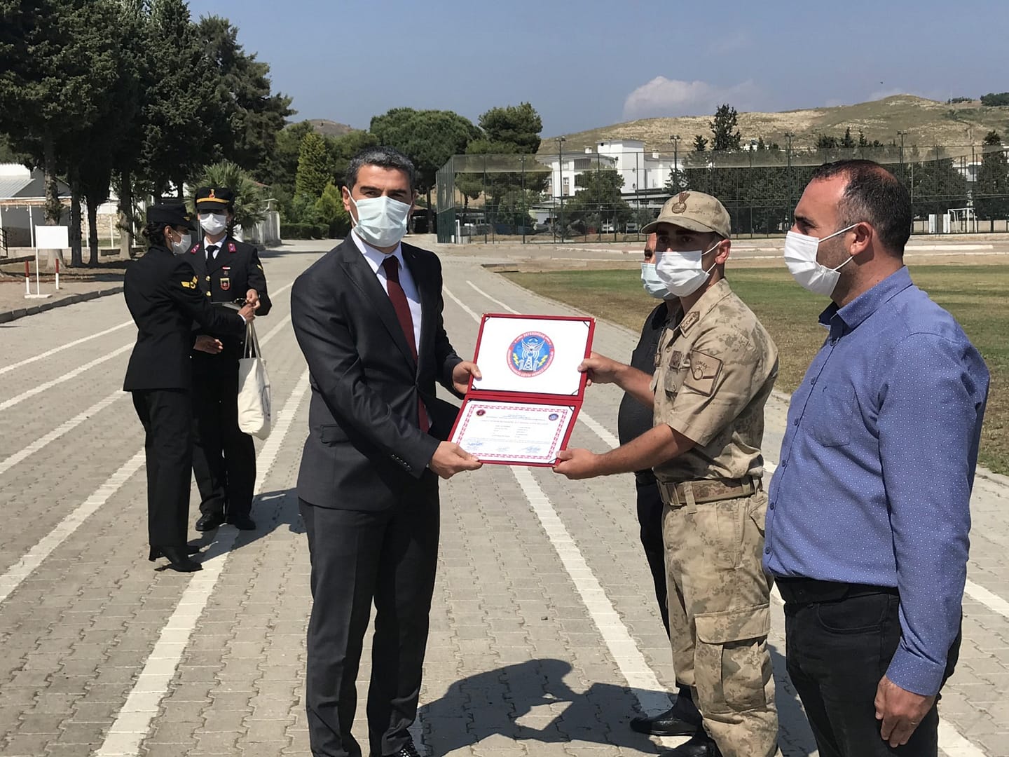 Seferihisar Jandarma Muharebe Eğitim Komutanlığı 4.Dönem Uzman Erbaşlarını Mezun Etti 1 IMG 20210528 WA0017