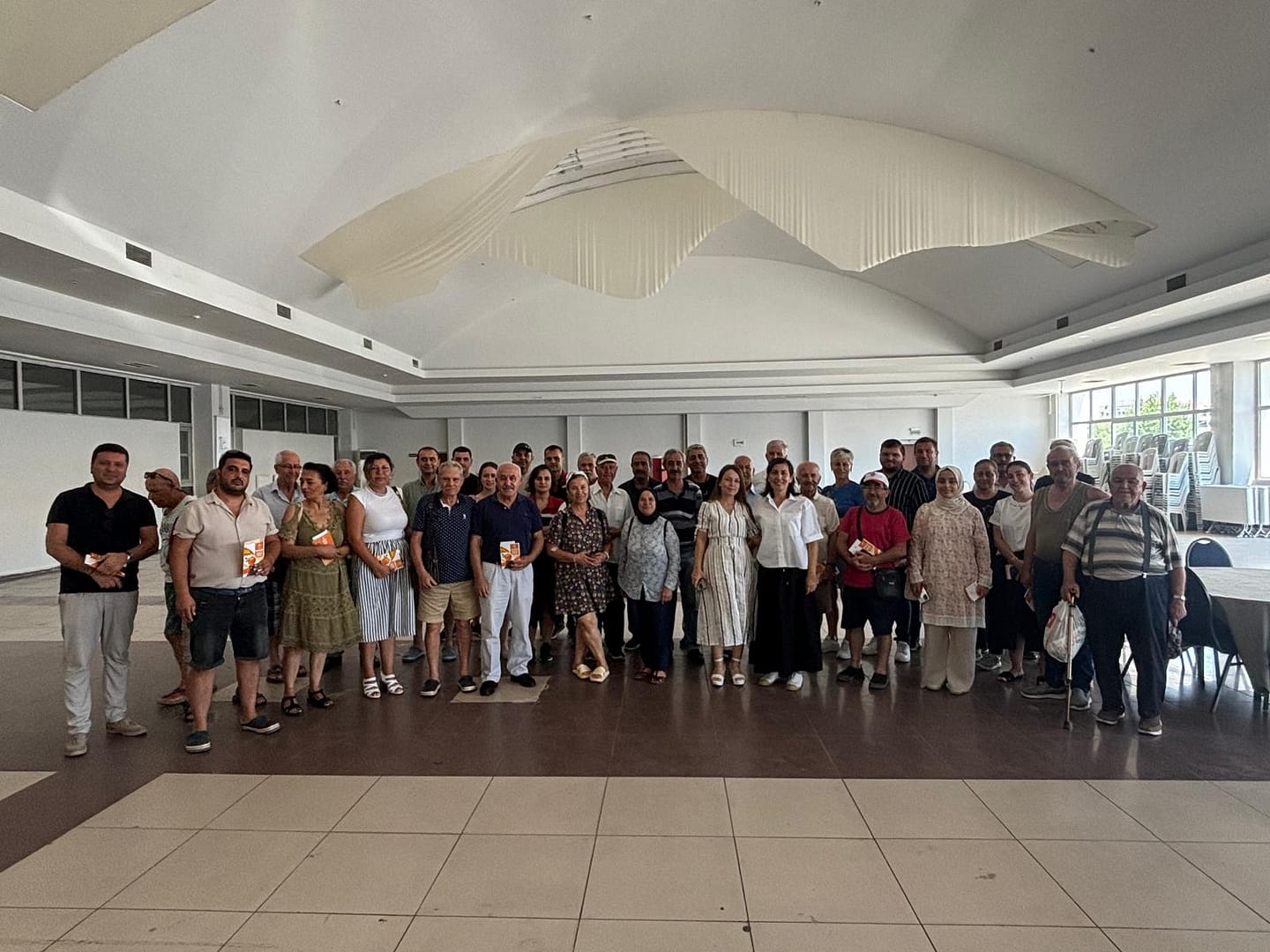 Seferihisar'da mandalina üreticilerine Bilgilendirici Toplantı 3 1000133911