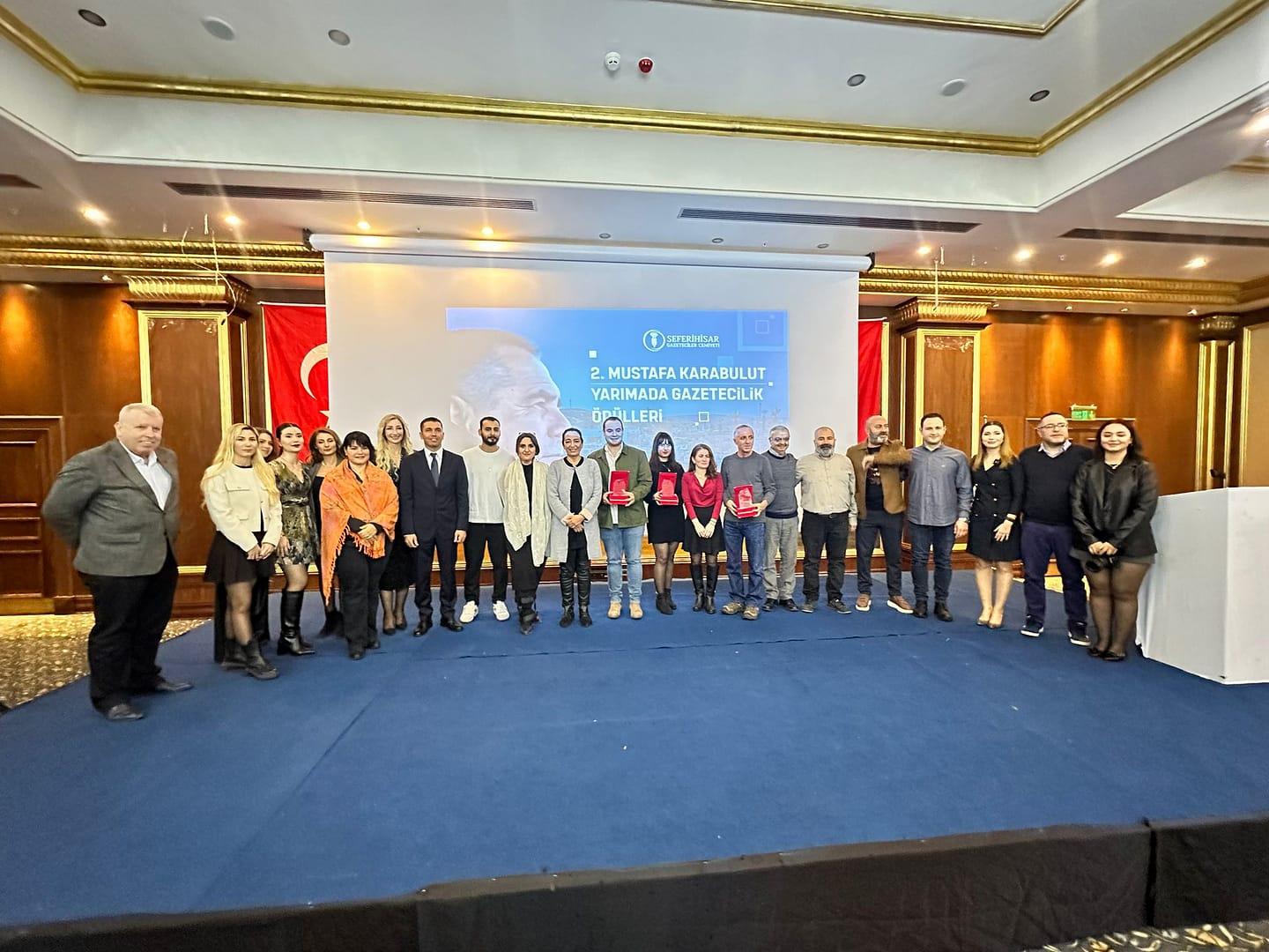 Mustafa Karabulut Yarımada Gazetecilik Ödülleri sahiplerini buldu 1 IMG 20250108 WA0162