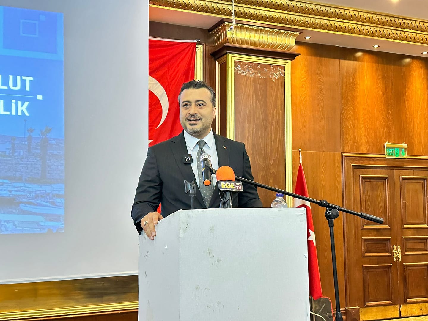 Mustafa Karabulut Yarımada Gazetecilik Ödülleri sahiplerini buldu 4 IMG 20250108 WA0165