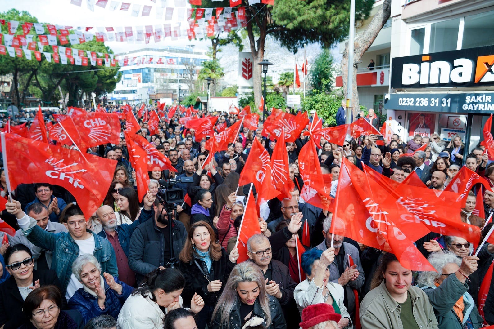 İsmail Yetişkin Seferihisar Seçim Ofisini Açtı 2 IMG 5460