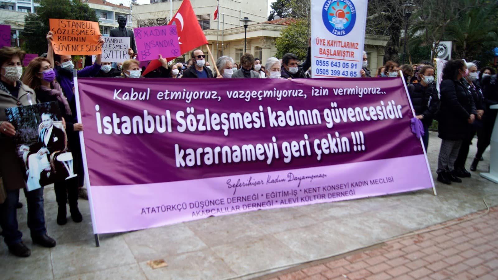 Seferihisar'da Kadın Dayanışması İstanbul Sözleşmesi için Buluştu 1 a87b295f 3689 4d41 b108 13a03a1e3add 1