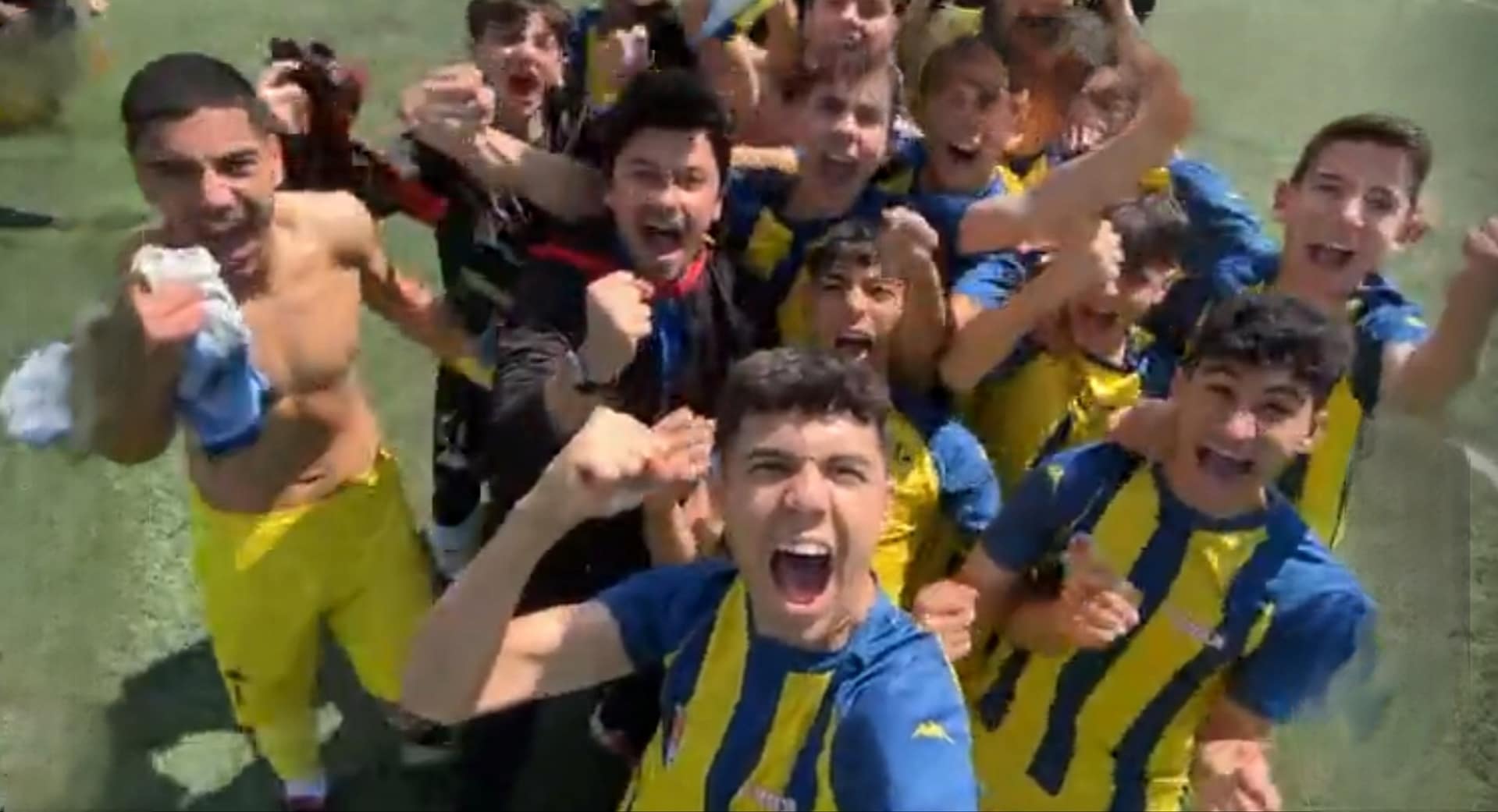 Seferihisar'ın Gençleri Uşak'ta Şampiyon Oldu 1 Picsart 24 04 21 14 18 53 596