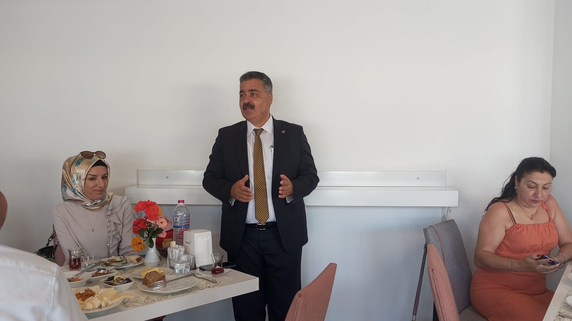 İzmir Valiliği ve Seferihisar İlçe Milli Eğitim Müdürlüğü iş birliğinde gerçekleştirilen projeler değerlendirildi 2 1000124840 scaled