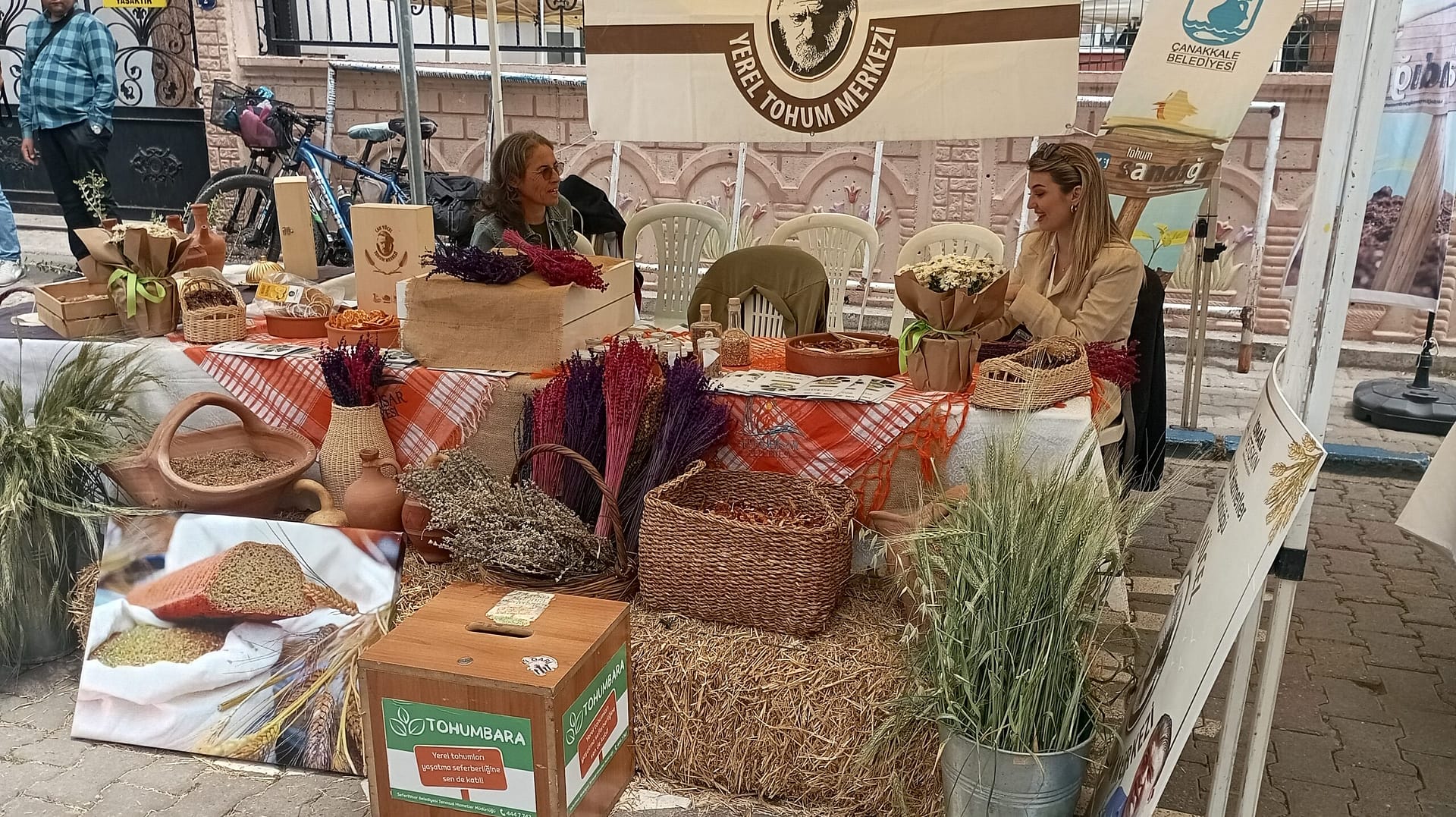 Seferihisar’ın 13. Tohum Takas Şenliği'nde binlerce fide halkla buluştu 2 IMG 20250517 134642 scaled