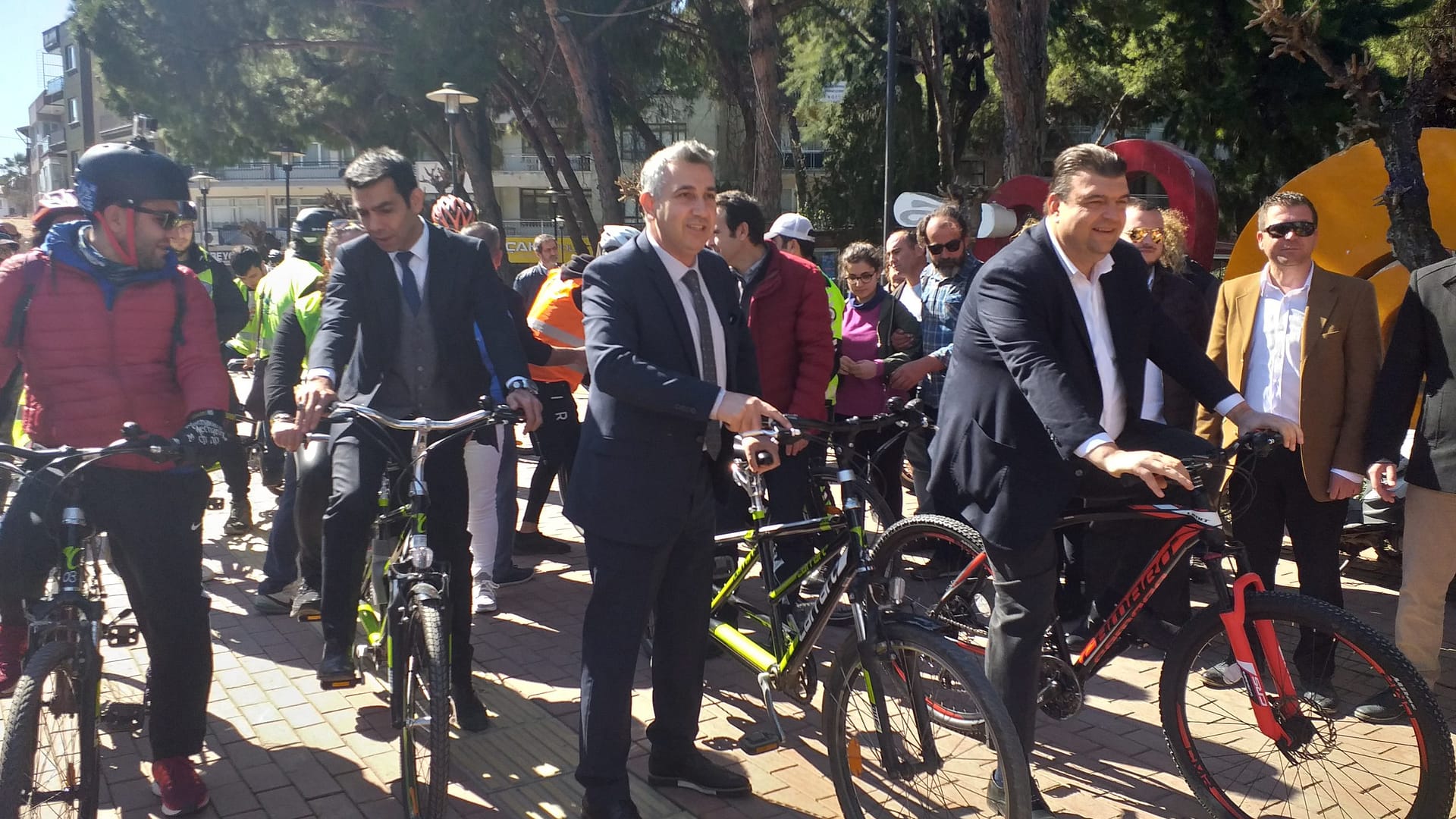 Engelleri Bisiklet Sürerek Aştık 3 20200226 125224 scaled