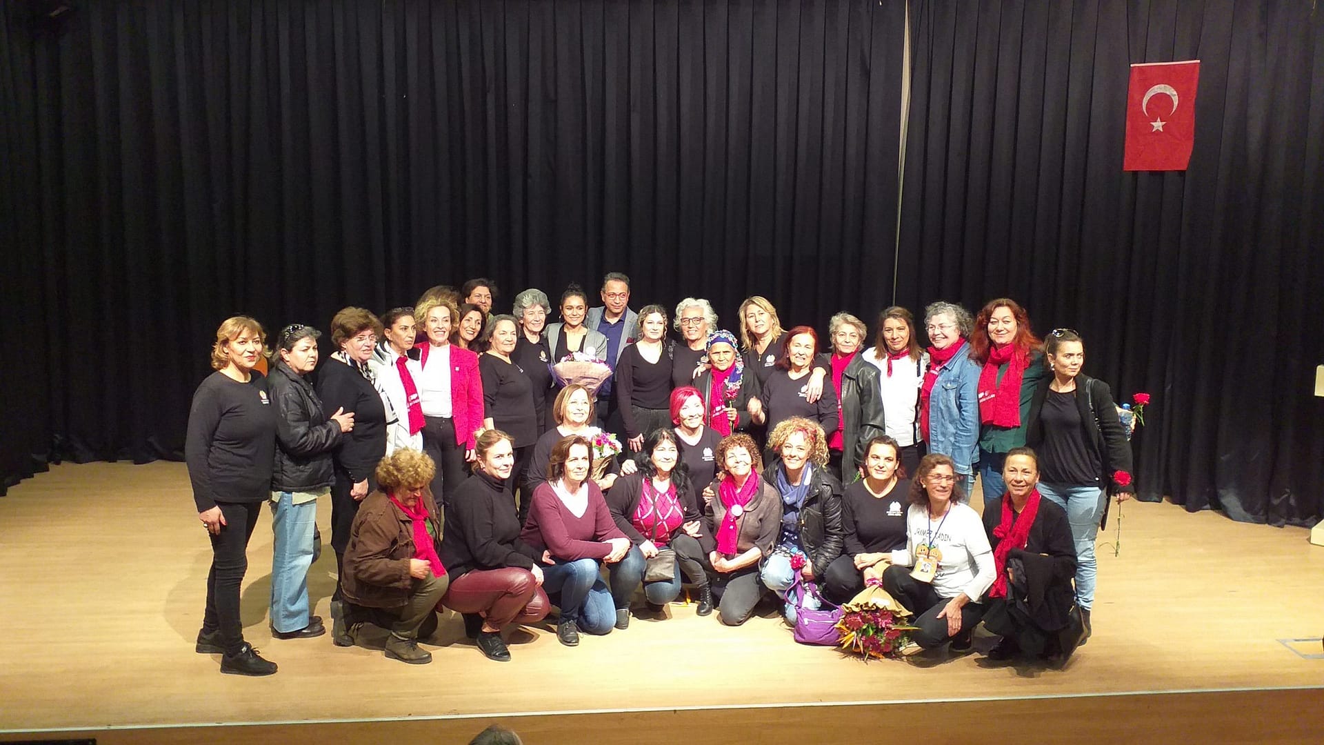 Seferihisar'da Kadınlar Farkındalık Yarattı 2 20200308 191416 scaled