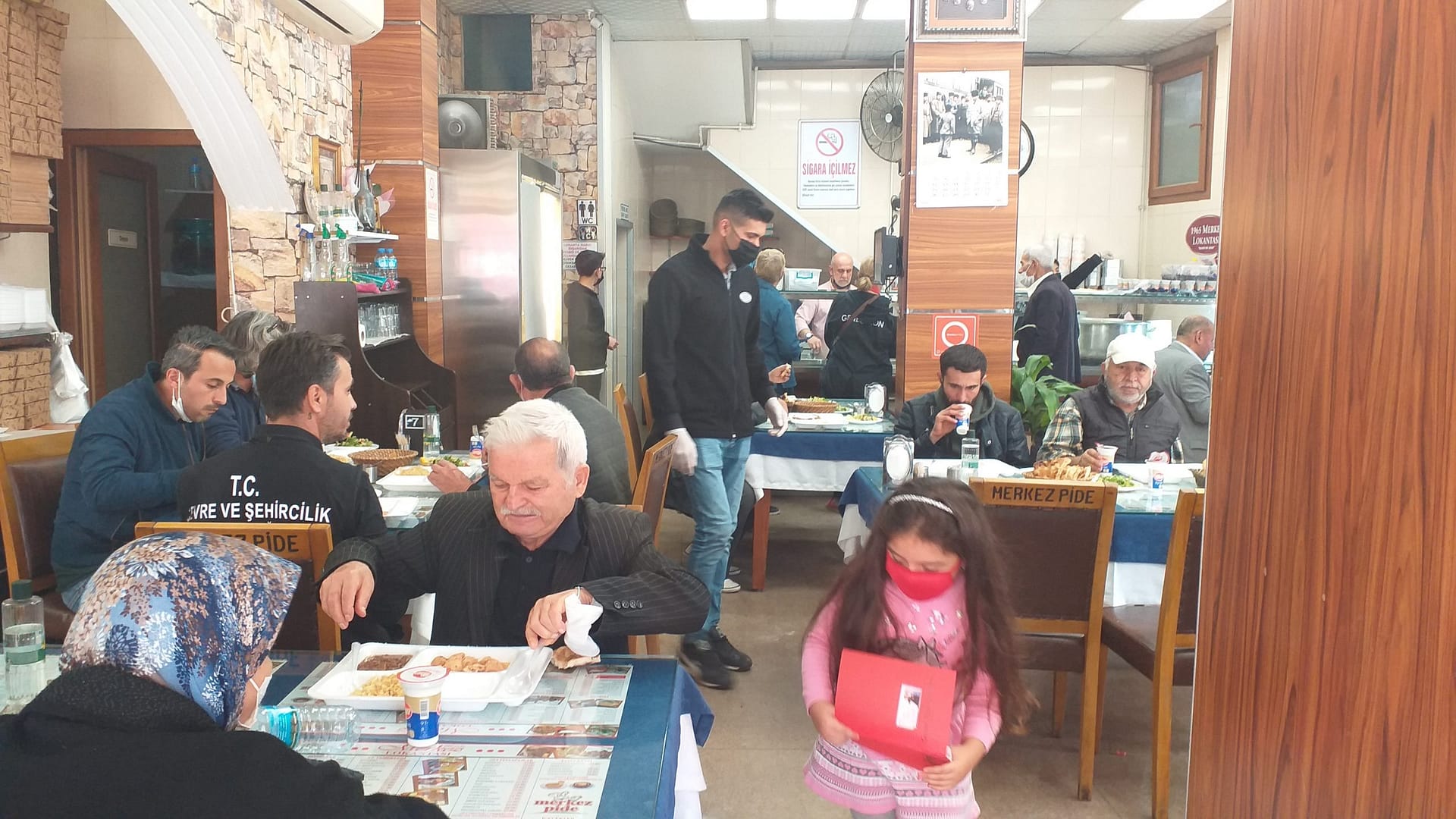Merkez Lokantasında Herkes Tek Yürek "Gün Dayanışma Günü" 6 20201108 133348 scaled