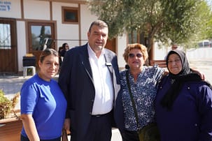 Seferihisar’ın Çınarları yeniden piknikte buluştu 2 WhatsApp Image 2024 10 15 at 12.34.21 scaled