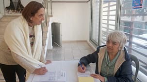 Seferihisar’da “Emeklilerin Gözünden Hayat” Karma Sergisi Açıldı 4 WhatsApp Image 2025 02 11 at 17.06.26