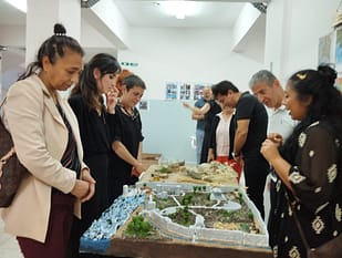 Seferihisar B.İ Mesleki ve Teknik Anadolu Lisesi'nde Tarihe Yolculuk: 'Teos'ta 2500 Yıl Önceki Bir Gün' Projesi" 1 WhatsApp Image 2024 05 16 at 13.39.29 1