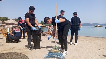 Seferihisar'da Çevre Haftası Kapsamında Plaj Temizliği Gerçekleştirildi 5 WhatsApp Image 2024 06 04 at 14.20.59