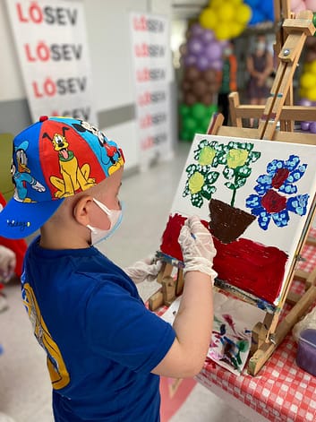 Ege Üniversitesi’nde LÖSEV’den Lösemili Çocuklara Moral ve Umut Dolu Etkinlik 2 WhatsApp Image 2024 06 07 at 00.50.11