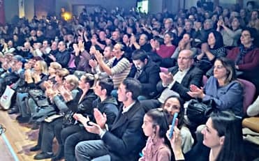 Seferihisar’da Hem Nostalji Rüzgârı Esti Hem Yardım Eli Uzandı 2 FB IMG 1740727272476 1