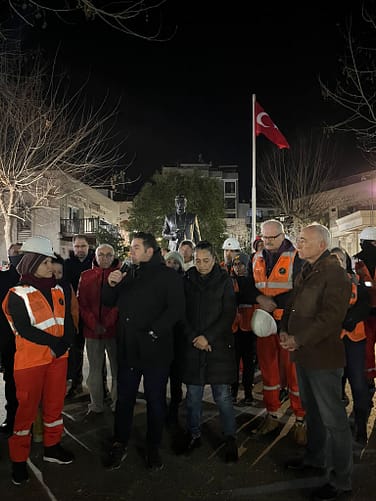 Seferihisar Depremin Yıl Dönümünde Uyumadı 3 IMG 20250206 WA0031