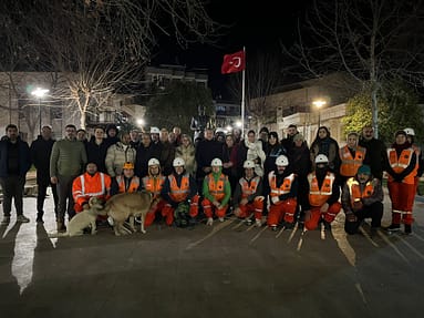 Seferihisar Depremin Yıl Dönümünde Uyumadı 6 IMG 20250206 WA0061