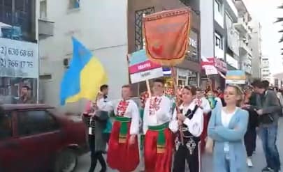 Seferihisar Belediyesi 7. Çocuk Festivali Kortej yürüyüşü gerçekleşti 3 dsdsaa