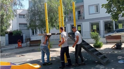 Seferihisar Belediyesi Çocuk Parklarını Yeniliyor 1 WhatsApp Image 2024 07 11 at 11.42.06