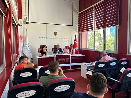 Seferihisar Belediyesi'nde Maaş Promosyonu İşçilerin Yüzünü Güldürdü 1 WhatsApp Image 2024 05 29 at 13.52.03