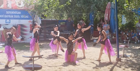 Seferihisar'da Mavi Bayraklı plaj sezonu açıldı 5 1000243125