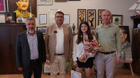 23 Nisan’da Başkanlık Koltuğuna Minikleri Temsilen İnci Danacı Oturdu 3 221