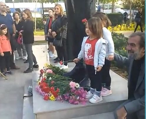 Atamızı saygı ve minnetle andık 4 3png