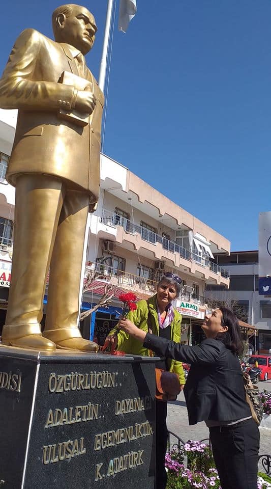 Kent Konseyi Kadın Meclisi Ürkmez'de 2 89549253 135635437972950 7209442574472314880 o 1