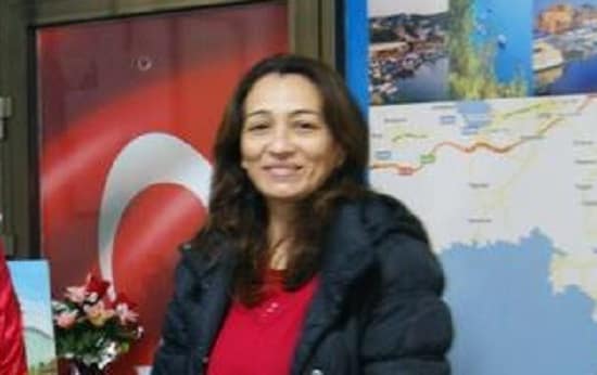 Sevil Ege- Bakış- Palamut Ağacı 1 1492571 10152107377799483 355973208 o