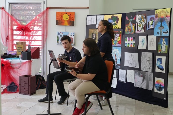 Lise Öğrencilerinden Büyüleyen Resim Sergisi 1 2 2