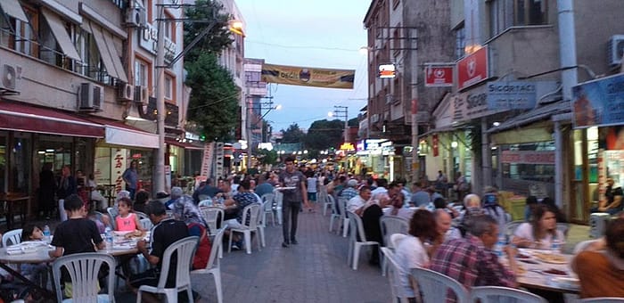 Seferihisar Ak Parti Geleneksel Merkez İftarını Gerçekleştirdi. 4 61648387 148604799578518 8154600804276240384 n