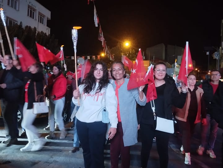 Seferihisar’da 101. Yıl Coşkusu: Belediye Meclis Üyeleri Gençliğe Hitabe’yi Birlikte Okudu 4 WhatsApp Image 2024 10 29 at 20.13.51 1