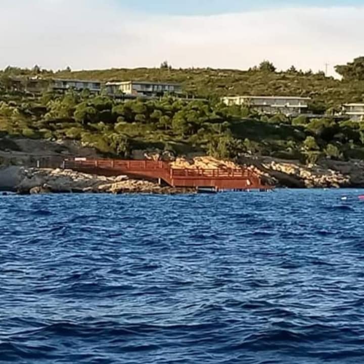 Ekmeksiz Plajı Halka Kapalı Ama!.. 1 20200619 021012