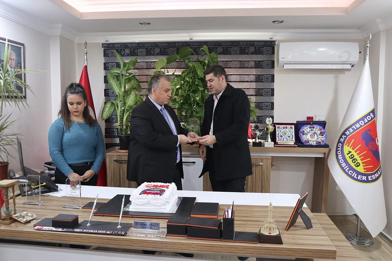 Seferihisar Şoförler ve Otomobilciler Odası Gazetecileri Onurlandırdı 5 IMG 2645 scaled