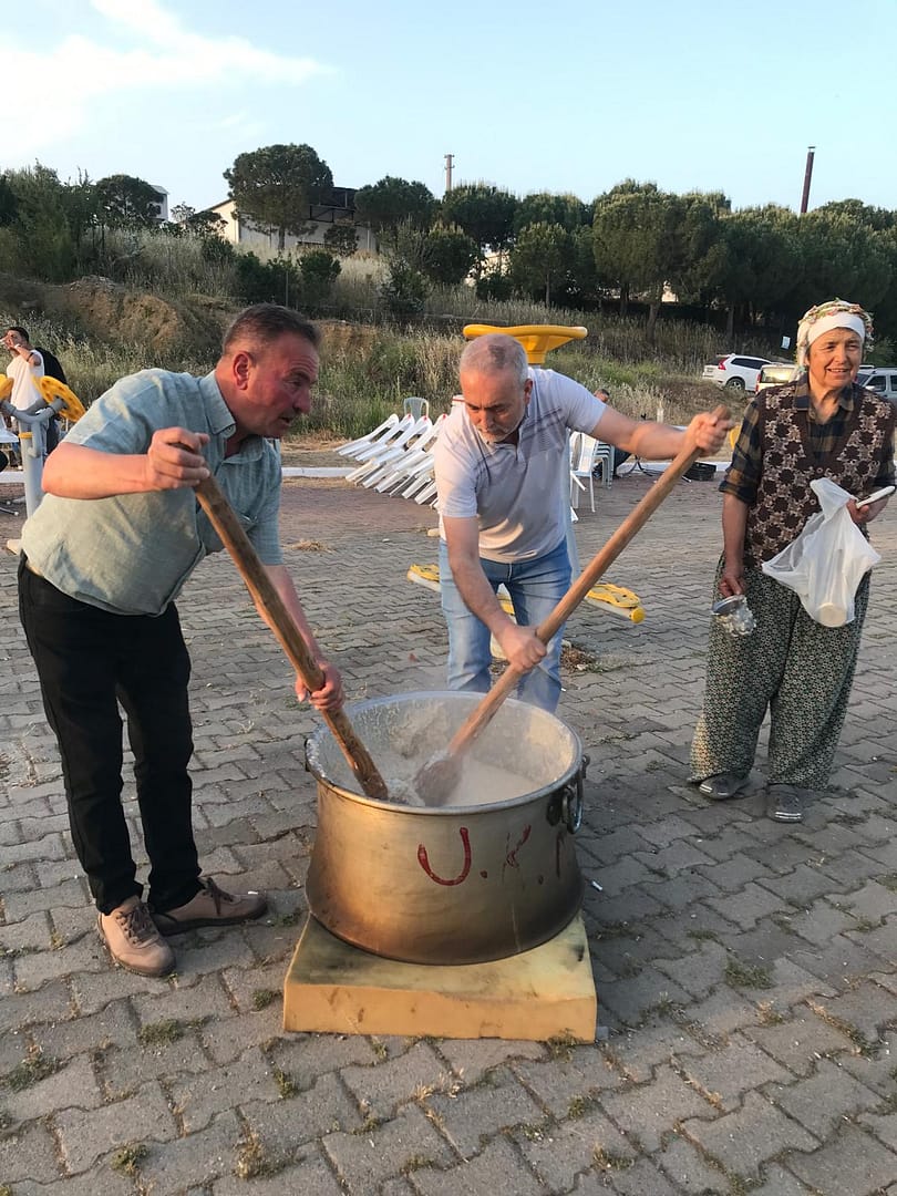 Ulamış Mahallesi'nde Hıdırellez Coşkusu 1 IMG 20250510 WA0048