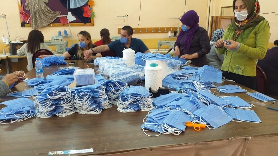 Halk Eğitimi Merkezi Maske Seferberliğinde 1 20200415 151626 scaled e1586982799910