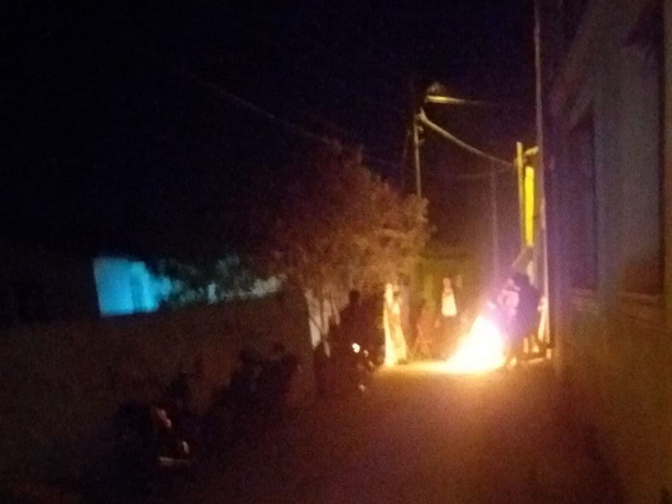 Seferihisar'da Sembolikte Olsa Hıdırellez Ateşi 1 20200506 062052 e1588735953648